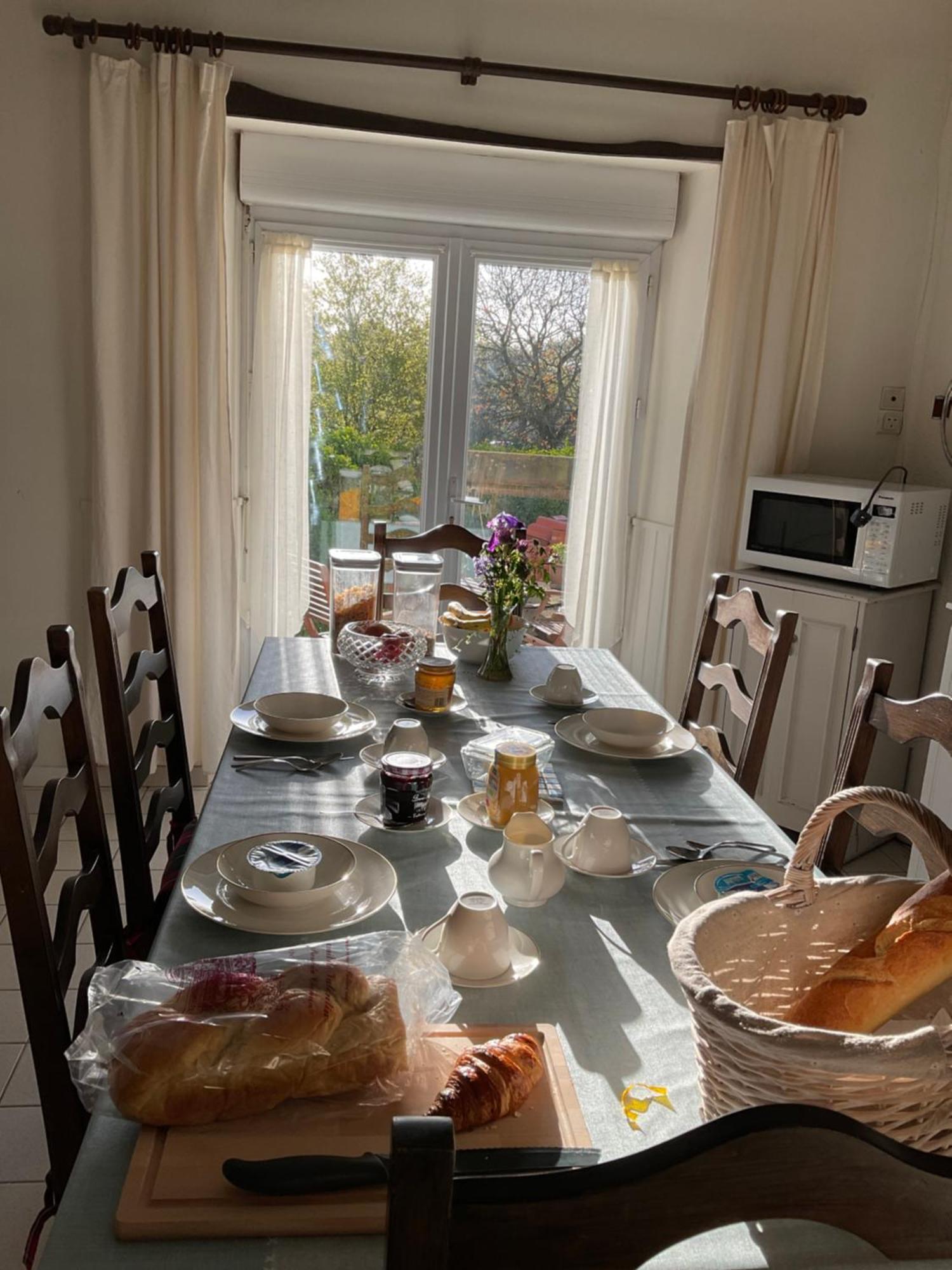 La Brionniere Bed & Breakfast Saint-Pierre-du-Chemin Exterior photo
